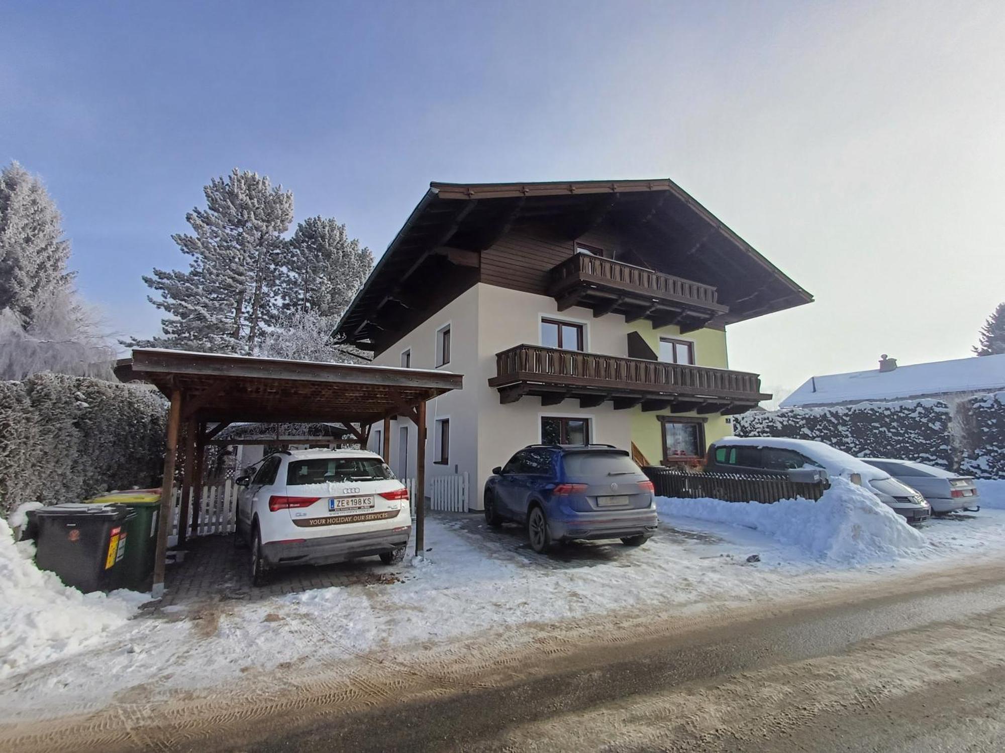 The Steinbock Lodge With Garden And Bbq Zell am See Exterior photo